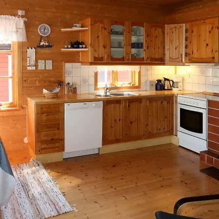 Jambueggi By Interhome * Arnefjord